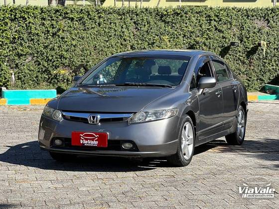 HONDA CIVIC 1.8 LXS 16V FLEX 4P MANUAL HONDA CIVIC 1.8 LXS 16V FLEX 4P MANUAL